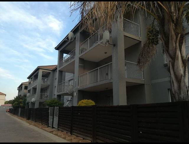 2 BEDROOM TOWNHOUSE FOR SALE IN BARDENE